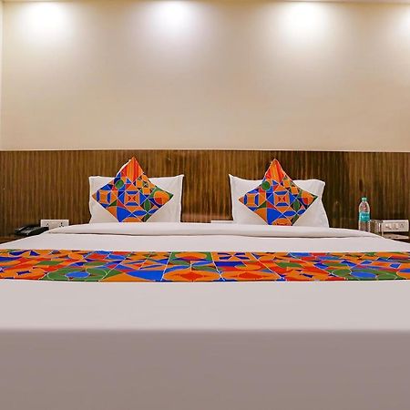 Fabexpress Kapashera Residency Near Igi Airport New Delhi Gurgaon Eksteriør billede